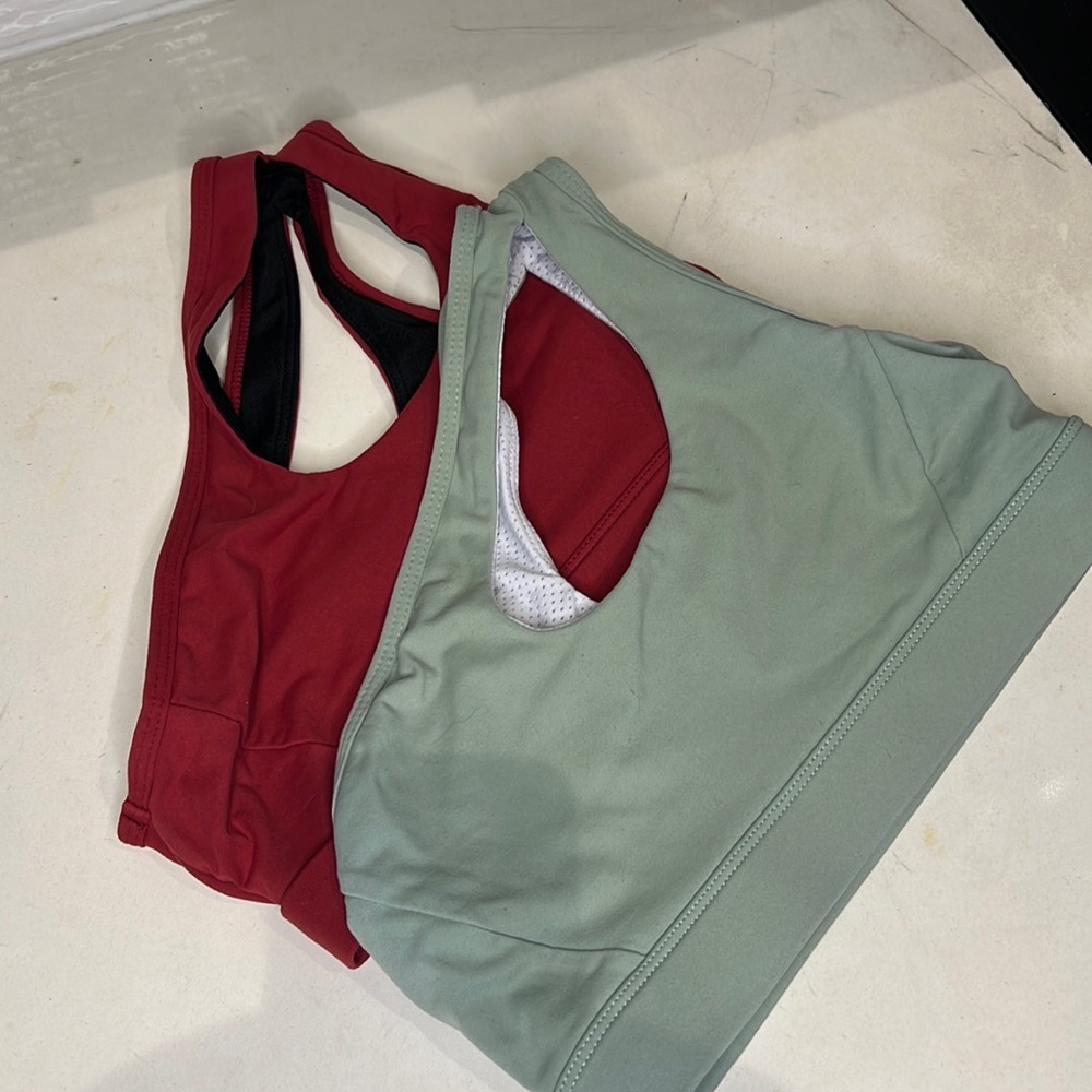 One shoulder sports bra bundle